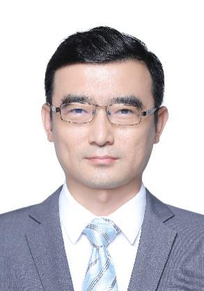 郑海阳 党委委员,副总经理 郑海阳,1971年生,中共党员,现任中国保险